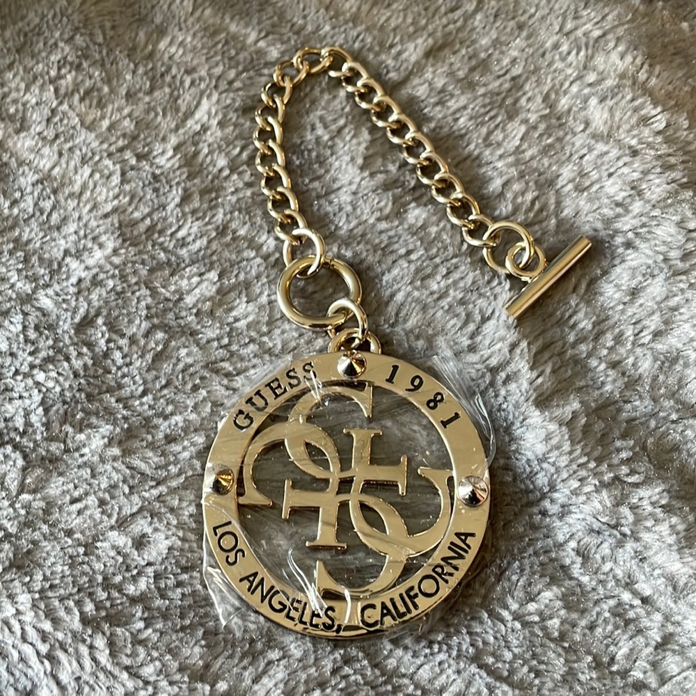 Guess bag charm